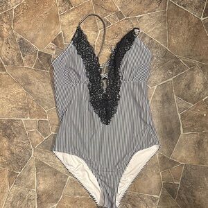 Cupshe Black and White Striped One Piece Swimsuit